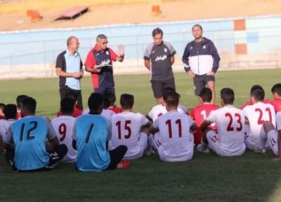 زلاتکو کرانچار: هدف ما موفقیت و سربلندی ایران است، در کنار هم براى موفقیت کوشش مى کنیم