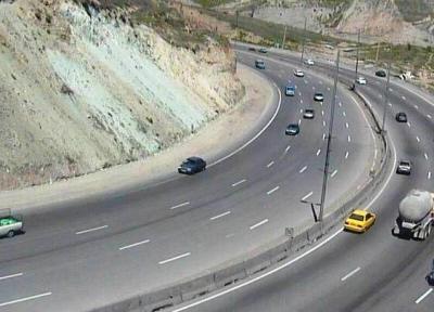 خبرنگاران سفرهای نوروزی از جاده فیروزکوه کاهش چشمگیری داشته است