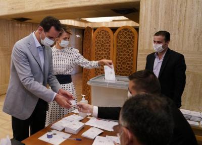 حضور بشار اسد و همسرش در انتخابات