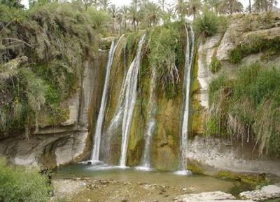 آبشاری کوهستانی در بوشهر